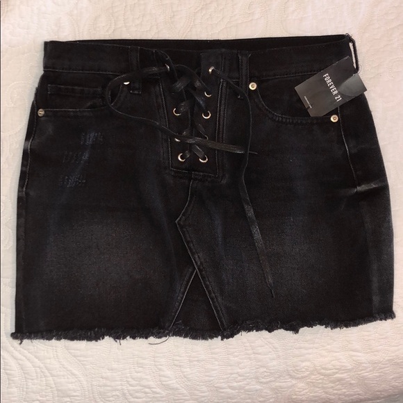 Forever 21 Skirt - Picture 1 of 3